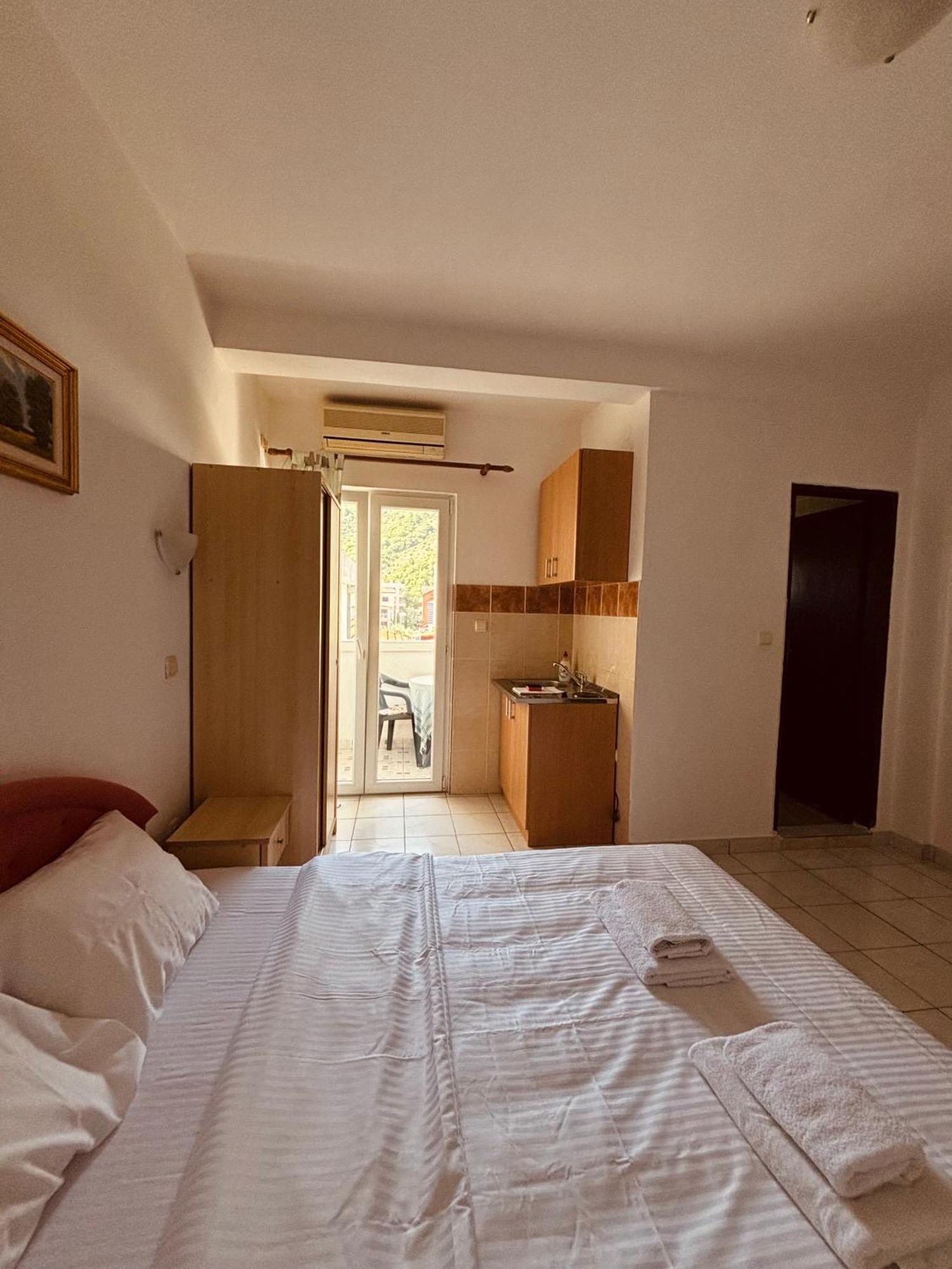 Studio Apartmani Lemon Будва Екстер'єр фото