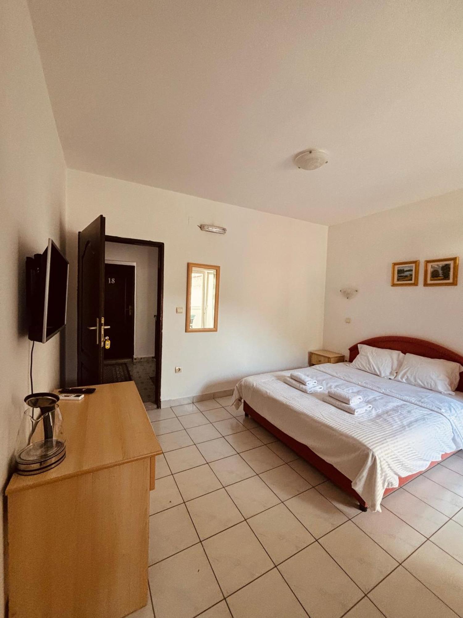 Studio Apartmani Lemon Будва Екстер'єр фото