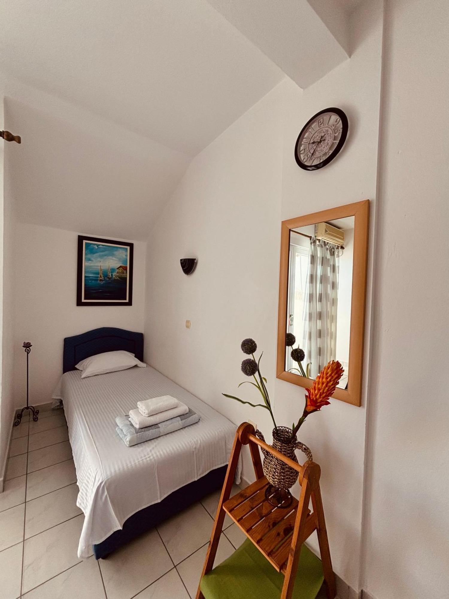Studio Apartmani Lemon Будва Екстер'єр фото