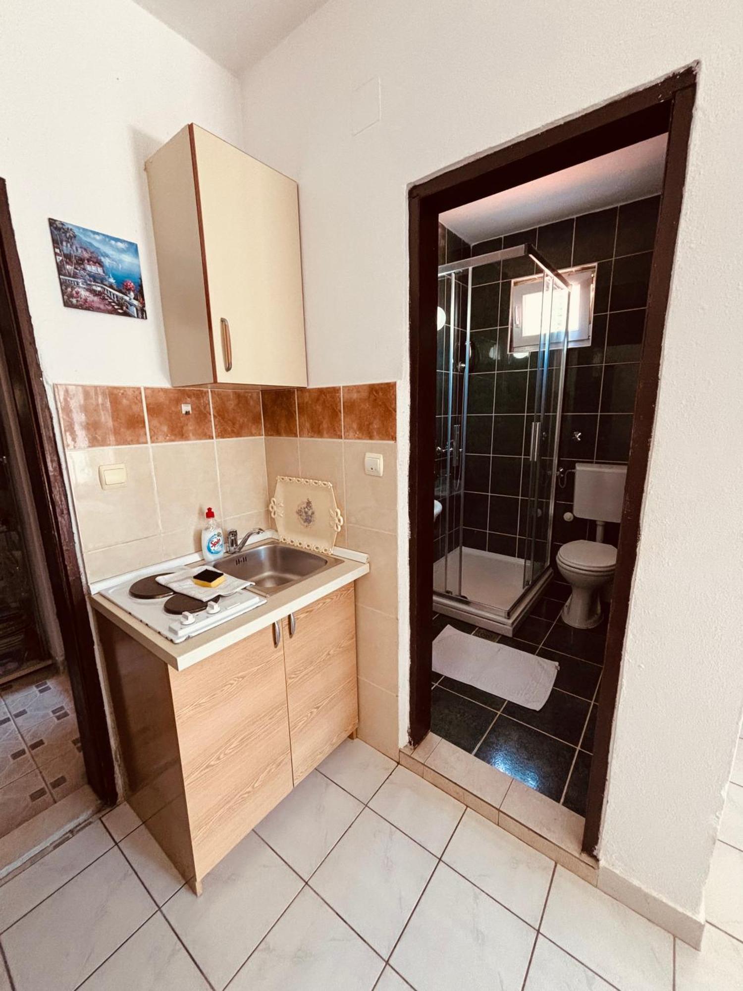 Studio Apartmani Lemon Будва Екстер'єр фото